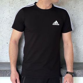 Футболка Adidas чорна