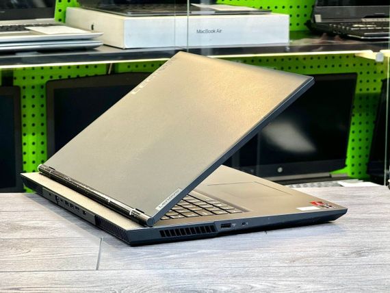 Ігровий ноутбук Б-клас Lenovo Legion 5 17ARH05H / 17.3" (1920x1080) IPS / AMD Ryzen 5 4600H (6 (12) ядер по 3.0 - 4.0 GHz) / 32 GB DDR4 / 512 GB SSD M.2 / nVidia GeForce RTX 2060, 6 GB GDDR6, 192-bit / WebCam / Win 11 Home б/в | Зображення 4