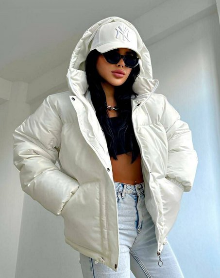 Женская теплая дутая куртка короткая Оверсайз, AL144 цвет белый, размер onesize 42/46 | Зображення 4