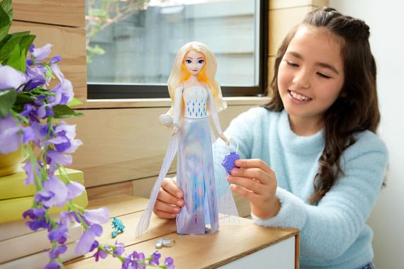 Лялька Ельза з аксесуарами Крути та прояви Крижане серце Elsa Disney Frozen Spin & Reveal | Зображення 6