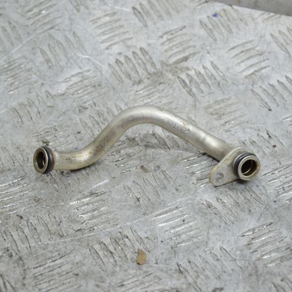 Трубка турбіни Volkswagen Golf VII 1.4 TSI 2012-2020 Зливна трубка турбіни Фольксваген Гольф 04E145735C | Зображення 2