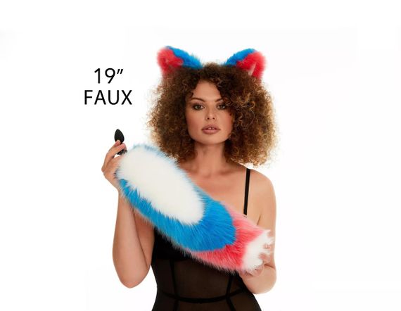 Анальний хутряний хвіст без пробки, Триколірний: Білий, яскраво-блакитний, яскраво-рожевий з білим кінчиком, OKOVA 50 см. Sex Aura