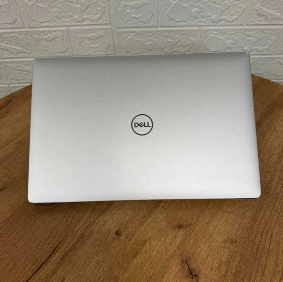 Ноутбук Dell XPS 9560 15.6" FHD IPS i5-7300HQ 8GB 256GB SSD GTX 1050 Б/В | Зображення 6