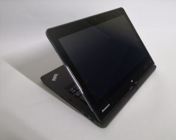 Нетбук-трансформер Б-класс Lenovo ThinkPad Twist S230u / 12.5" (1366x768) IPS Touch / Intel Core i5-3317U (2 (4) ядра по 1.7 - 2.6 GHz) / 4 GB DDR3 / 24 GB SSD + 500 GB HDD / Intel HD Graphics 4000 / WebCam / USB 3.0 / Windows 10 Pro б/у | Зображення 2