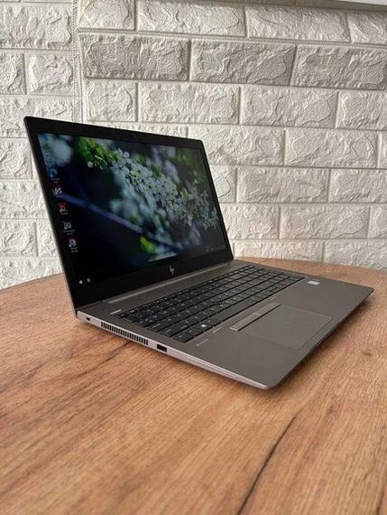 Ноутбук HP ZBook 15u G5 15.6" FHD IPS i5 8350U 8Gb SSD 256Gb Radeon Pro WX3100 Б/В | Зображення 1