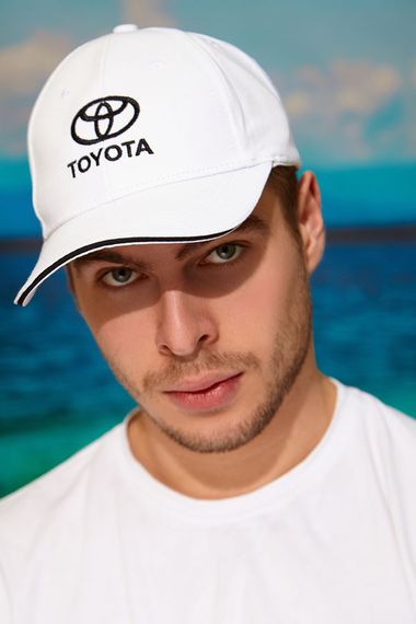 Мужская кепка «Toyota» (1331) белый