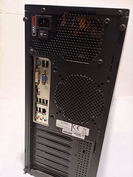 ПК Б-клас Gigabyte GA-MA74GM Tower / AMD Athlon II X2 250 (2 ядра по 3.0 GHz) / 4 GB DDR2 / 128 GB SSD / AMD 740G Graphics / 350W б/в | Зображення 3