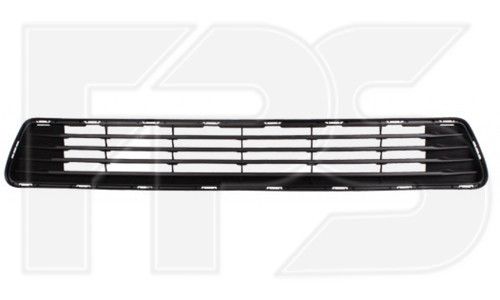 Решетка в бампере средняя Toyota Camry XV50 (LE) '11-14 USA (FPS) 5311206200