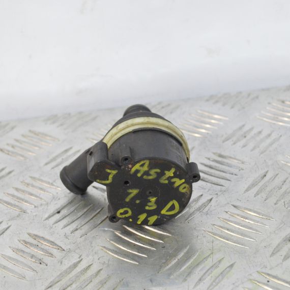 Водяний насос 1.3 Opel Astra J 2009-2015 Помпа водяна Опель Астра Ж 13326015 | Зображення 3