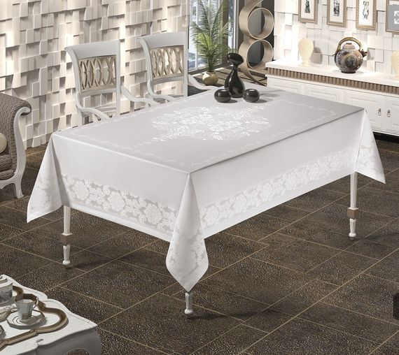 Скатертина "Verolly" 160/220 див. Крем