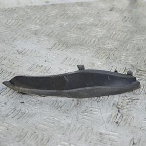 Накладка під лобове скло права Renault Laguna III 2007-2015 Жабо лобового скла права Рено 668620006R