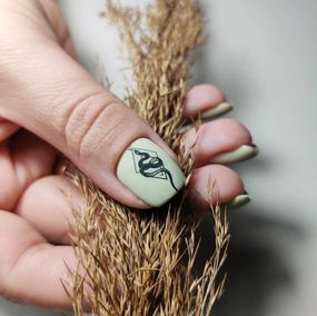 Гель-лак Moon Full Summer №624 ніжний оливковий 8мл