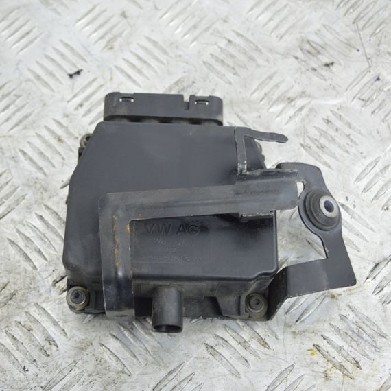 Блок магнітних клапанів Volkswagen 1.9 TDI Golf Touran Polo перемикаючий клапан Фольксваген Туран 6Q0906625