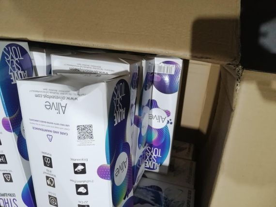 Прозрачный фаллоимитатор Alive Valiant Jelly Dildo (мятая упаковка!!!) sexstyle | Зображення 2