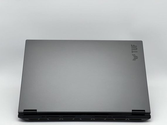 Игровой ноутбук Asus TUF A18 FA808UM-IS74 / 18" (1920x1200) IPS / AMD Ryzen 7 260 (8 (16) ядер по 3.8 - 5.1 GHz) / 16 GB DDR5 / 960 GB SSD / nVidia GeForce RTX 5060, 8 GB GDDR7, 128-bit / WebCam б/у + Подарок Беспроводная мышь HOCO GM28 | Зображення 4