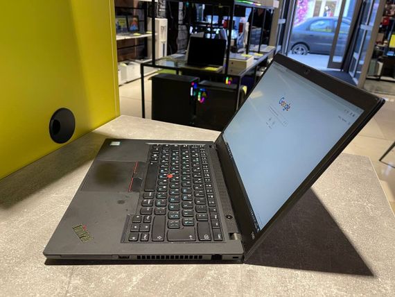 Ультрабук Lenovo ThinkPad T490 / 14" (1920x1080) IPS / Intel Core i5-8250U (4 (8) ядра по 1.6 - 3.4 GHz) / 8 GB DDR4 / 480 GB SSD / Intel UHD Graphics 620 / WebCam б/у | Зображення 3