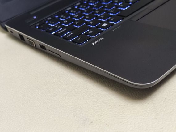 Мобильная рабочая станция HP ZBook Studio G4 / 15.6" (1920x1080) IPS / Intel Core i7-7820HQ (4 (8) ядра по 2.9 - 3.9 GHz) / 16 GB DDR4 / 256 GB SSD / nVidia Quadro M2200, 4 GB GDDR5, 128-bit / WebCam б/у | Зображення 2