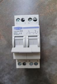 Перекидний вимикач 2x40 I-0-II  2P 40A CHYT