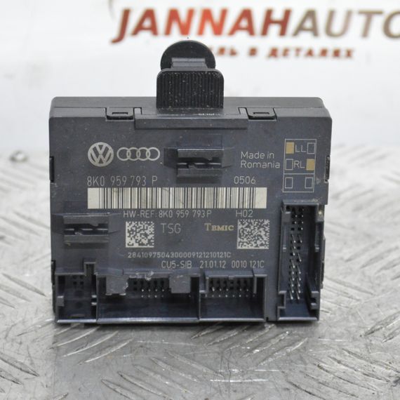 Блок комфорту Audi Q5 модуль дверей блок управління дверей передніх лівих Ауді ку5 8K0959793P