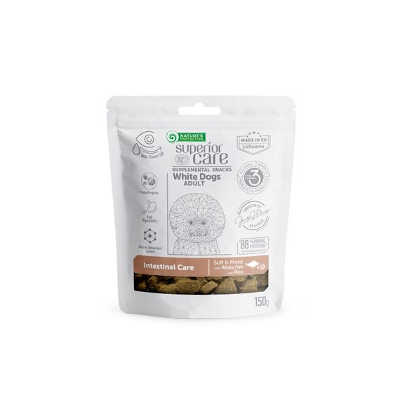 Лакомство для собак с белым окрасом шерсти Nature's Protection Superior Care White Dogs Intestinal Care с белой рыбой 150 гр