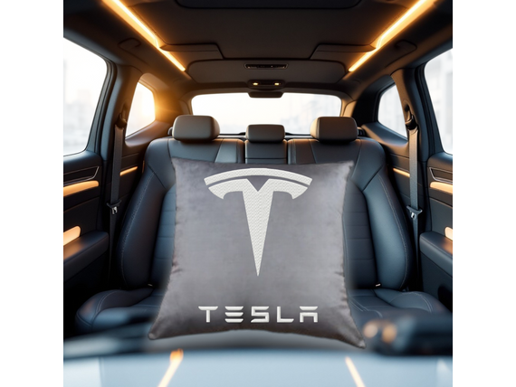 Авто Подушка c вишивкою логотипу марки Тесла Tesla сірий автомобілісту 02222