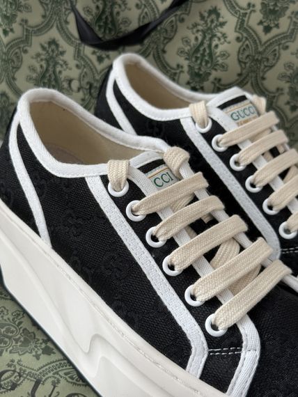 Кросівки жіночі New Gu4i  весна / осінь 2458 39 25 см | Зображення 1