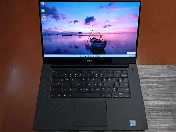 Ультрабук Dell Precision 5520|15.6 4K,IPS/i7-7820HQ/16Гб/QuadroM1200 4GB/512 SSD | Зображення 1