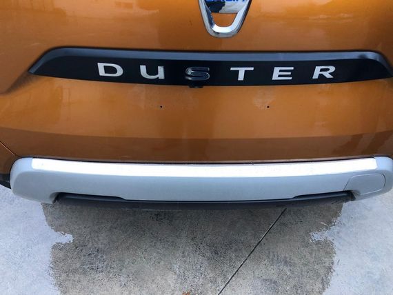 Накладка на задний бампер Carmos V1(нерж) для Renault Duster 2018-2024 гг