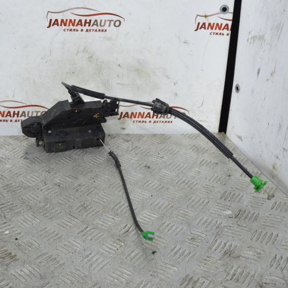 Замок передніх правих дверей Citroen C3 Picasso 2009-2012 Замок дверей передній правий Сітроен ц3 9681725380