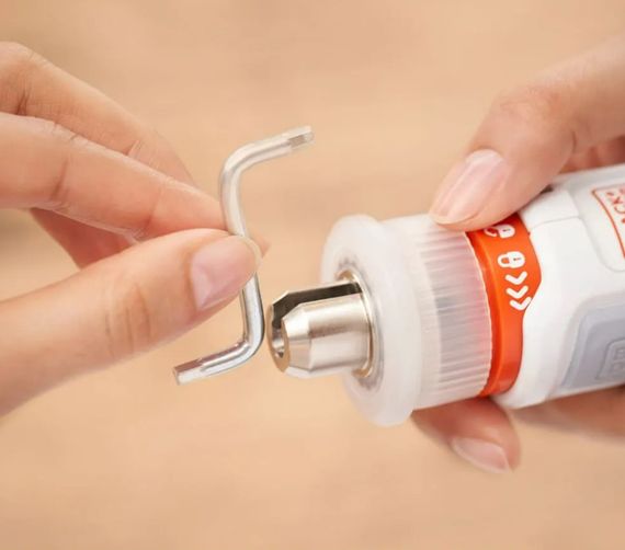 Викрутка акумуляторна Black&Decker BCRTA01 | Зображення 2