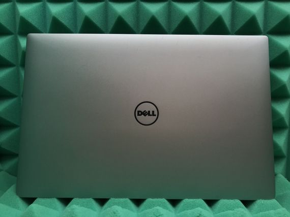 Ноутбук Б-класс Dell Precision 5520 / 15.6" IPS / Core i5-7440HQ (4 ядра по 2.8-3.8GHz) / 16GB DDR4 / 256GB SSD M.2 / HD Graphics 630 / WebCam / HDMI / Win 10 б/у | Зображення 5