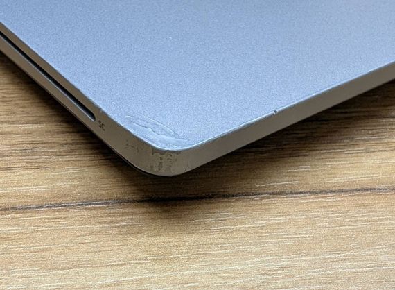 Ультрабук Б-класс Dell Latitude 5411 / 14" (1920x1080) IPS / Intel Core i7-10850H (6 (12) ядер по 2.7 - 5.1 GHz) / 16 GB DDR4 / 512 GB SSD / Intel UHD Graphics / WebCam / Windows 10 б/у | Зображення 3