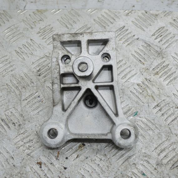 Кронштейн коробки передач Peugeot 207 308 2006-2012 Лапа опора КПП Пежо 207 308 9682355880