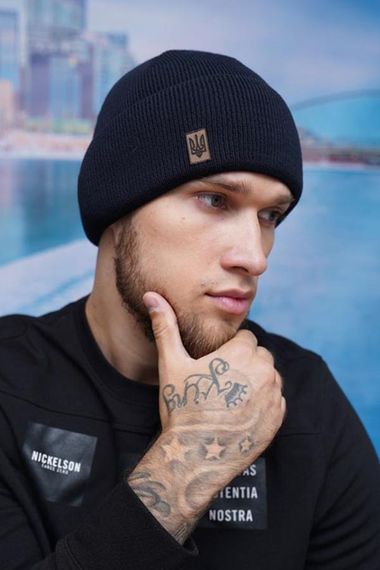 Мужская шапка с тризубцем джинсовый