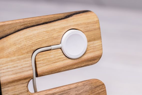 Популярная беспроводная зарядка для iPhone & часов Apple «Dock station iWatch» | Зображення 8