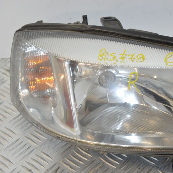 Фара права Opel Astra G 1998-2004 Фара передня права Опель Астра Г 4421116R 442-1116R | Зображення 1