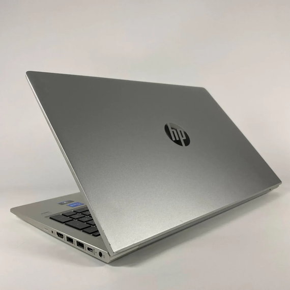 Ноутбук Б-класс HP ProBook 450 G9 / 15.6" (1920x1080) IPS Touch / Intel Core i5-1235U (10 (12) ядер по 3.3 - 4.4 GHz) / 16 GB DDR4 / 256 GB SSD / Intel Iris Xe Graphics / WebCam / TouchID б/у + Подарок Беспроводная мышь / USB | Зображення 7
