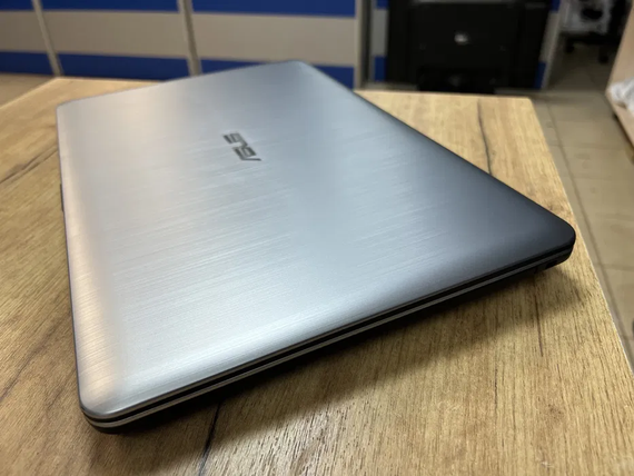 Ноутбук Asus X540L 15.6  HD intel core i3 5020U/4gb/1Tb HDD | Зображення 5