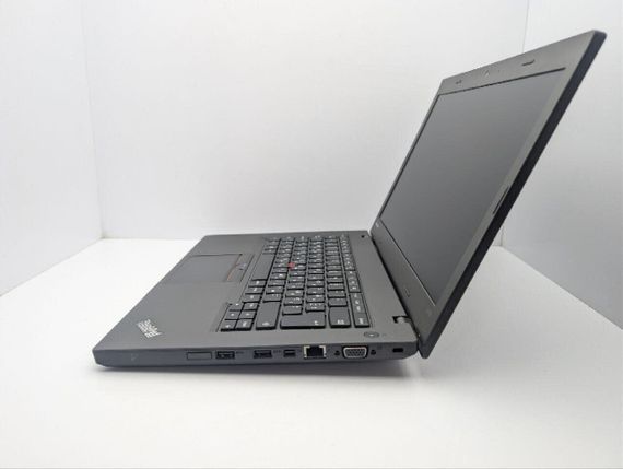 Нетбук Lenovo ThinkPad X260 / 12.5" (1920x1080) IPS / Intel Core i5-6300U (2 (4) ядра по 2.4 - 3.0 GHz) / 8 GB DDR4 / 120 GB SSD / Intel HD Graphics 520 / WebCam б/у | Зображення 4