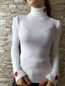 Женская водолазка-гольф в рубчик с сердечками KV920, размер 42/48, цвет белый