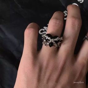 Жіноче кільце чорне серце розмір регулюється