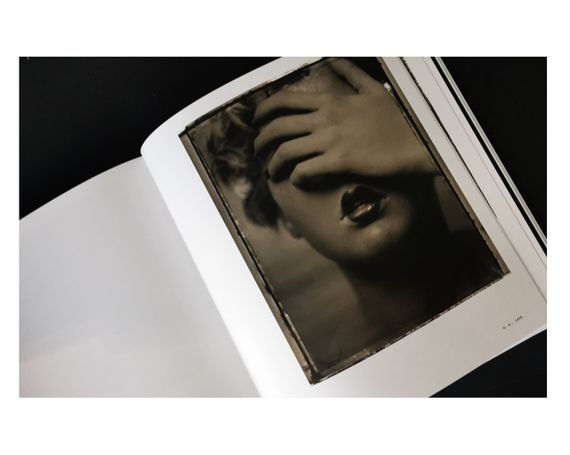 Книга фотоработы известных фотографов Sarah Moon: PassePresent книги о фэшн фотографии Сары Мун | Зображення 2