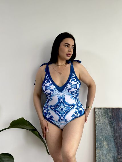 Стильний принтований суцільний купальник PLUS SIZE з парео | Зображення 8