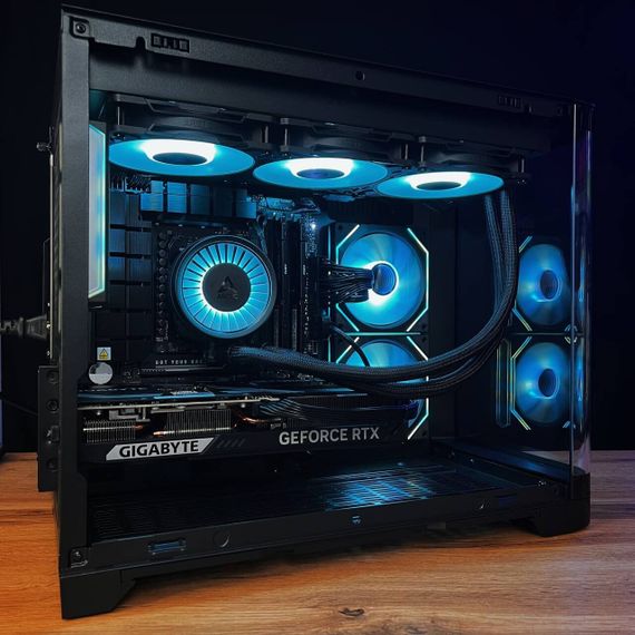 Збірка на замовлення: ігровий ПК GameMax Hype-M Black Tower / AMD Ryzen 7 7800X3D (8 (16) ядер по 4,2 - 5,0 ГГц) / 32 ГБ DDR5 / 1000 ГБ SSD M.2 / nVidia GeForce RTX 5070, 12 ГБ GDDR7, 192-bit / 750W | Зображення 6