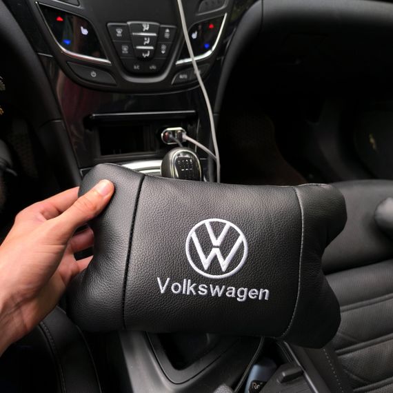 Набор подушек 2шт в авто Volkswagen из натуральной кожи, на подголовник в машину, Автомобильная подушка | Зображення 6