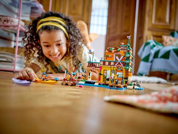 Конструктор LEGO Friends Водні види спорту в таборі пригод (42626) | Зображення 9