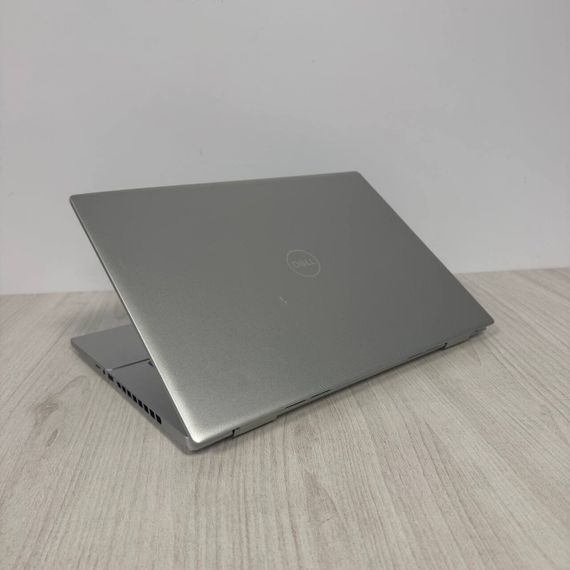 Игровой ноутбук Б-класс Dell Inspiron 16 Plus 7630 / 16" (2560х1600) IPS / Intel Core i7-13620H (10 (16) ядер по 3.6 - 4.9 GHz) / 16 GB DDR5 / 512 GB SSD / nVidia GeForce RTX 4060, 8 GB GDDR6, 128-bit / WebCam б/у | Зображення 5