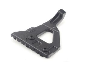 Крепеж переднего бампера Audi A6 C6 '05-11 правый  4F0807228