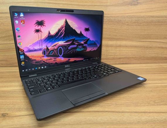 Ультрабук Dell Latitude 5501 / 15.6" (1920x1080) IPS / Intel Core i5-9400H (4 (8) ядра по 2.5 - 4.3 GHz) / 16 GB DDR4 / 512 GB SSD / Intel UHD Graphics 630 / HDMI / WebCam / Windows 10 б/у + Подарок Беспроводная мышь / USB | Зображення 3