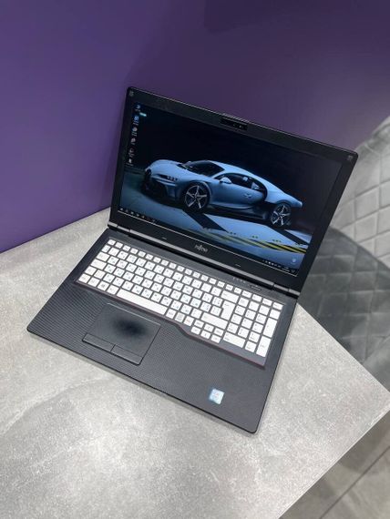 Ультрабук Fujitsu Lifebook E559 / 15.6" (1920x1080) IPS / Intel Core i5-8250U (4 (8) ядра по 1.6 - 3.4 GHz) / 16 GB DDR4 / 480 GB SSD / Intel UHD Graphics 620 / WebCam б/у | Зображення 4